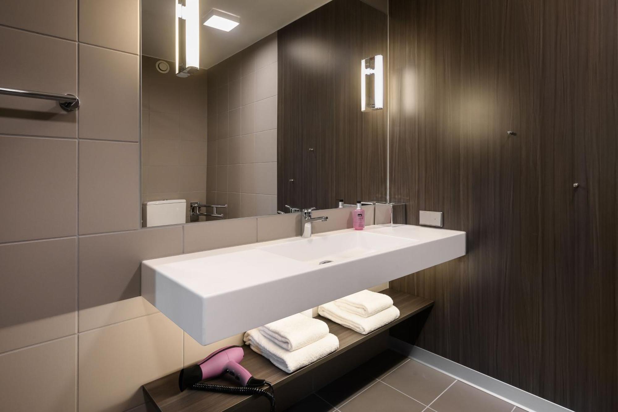Moxy Dresden Neustadt エクステリア 写真