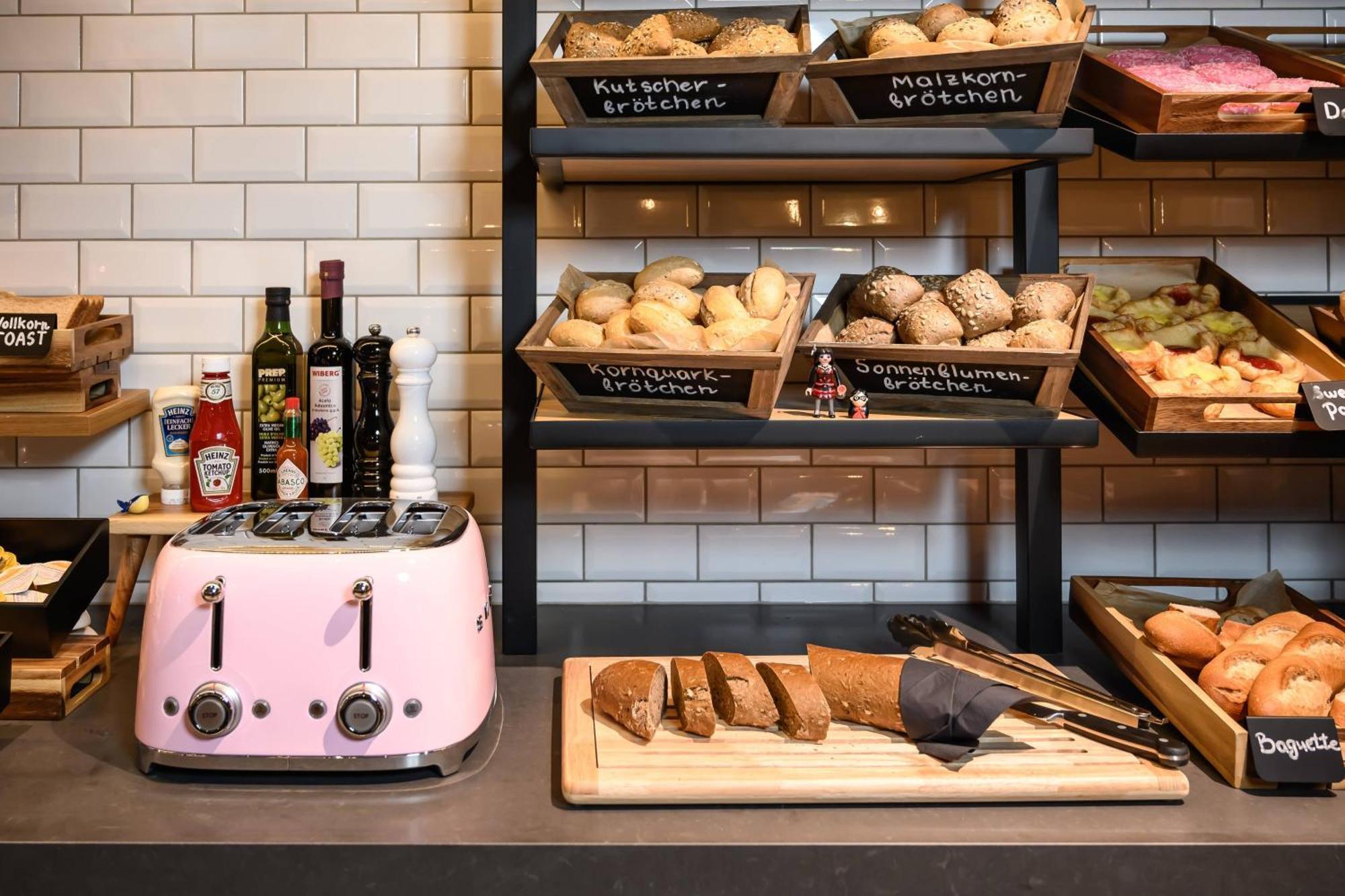 Moxy Dresden Neustadt エクステリア 写真
